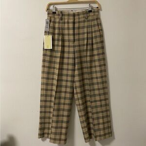 Aritzia Wilfred Effortless Crop